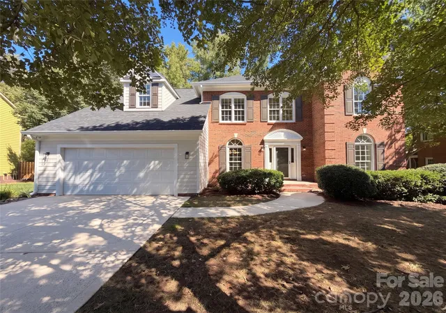 Photo 1 of Single family home for sale at 5609 Fairvista Dr, Charlotte, NC 28269 | MLS# 4435167 | Listing updated on 2026-10-22