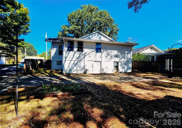Photo 2 of Single family home for sale at 317 Kerr St NW, Concord, NC 28025 | MLS# 4435171 | Listing updated on 2026-10-28