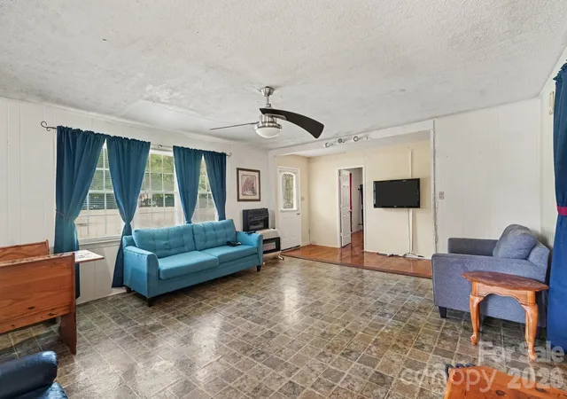 Photo 4 of Single family home for sale at 4807 John Craig Rd, Waxhaw, NC 28173 | MLS# 4435172 | Listing updated on 2026-10-21