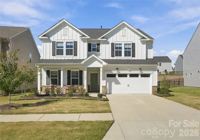 Photo 1 of Single family home for sale at 11126 Glasden Rd, Charlotte, NC 28278 | MLS# 4435200 | Listing updated on 2026-10-28