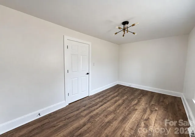 Photo 3 of Single family home for sale at 905 Gantt St, Kings Mountain, NC 28086 | MLS# 4435210 | Listing updated on 2026-10-27