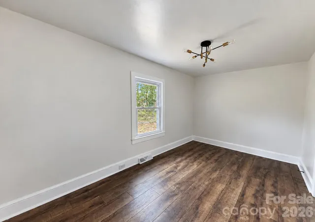 Photo 4 of Single family home for sale at 905 Gantt St, Kings Mountain, NC 28086 | MLS# 4435210 | Listing updated on 2026-10-27