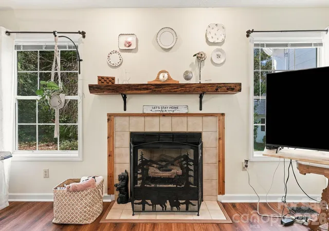 Photo 3 of Single family home for sale at 6 Pebble Beach Ct, Etowah, NC 28729 | MLS# 4435229 | Listing updated on 2026-10-16