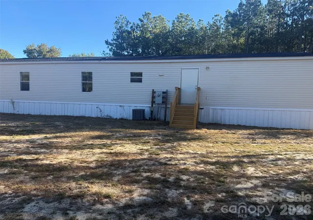 Photo 3 of Single family home for sale at 307 Rustling Oaks Rd, Kershaw, SC 29067 | MLS# 4435230 | Listing updated on 2026-10-20