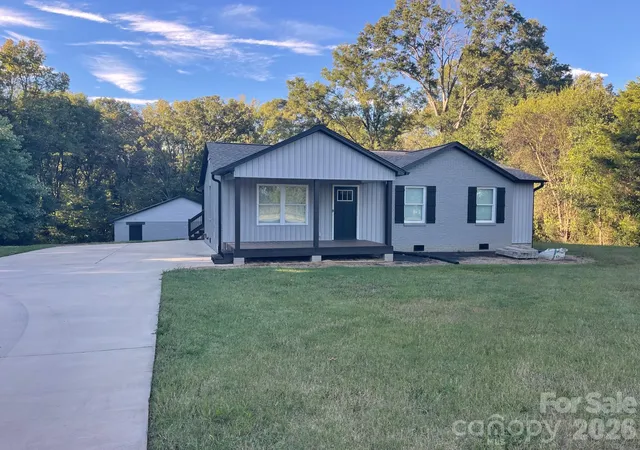 Photo 1 of Single family home for sale at 3583 Mcconnells Hwy, Rock Hill, SC 29732 | MLS# 4435253 | Listing updated on 2026-10-18