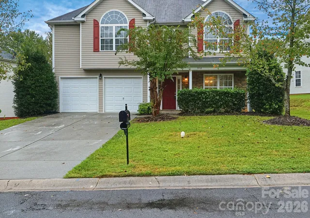 Single family home for sale at 3912 Parkers Fry St, Fort Mill, SC 29715 | MLS# 4435259