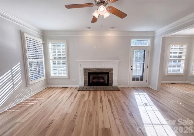 Photo 2 of Single family home for sale at 1463 The Xing, Rock Hill, SC 29732 | MLS# 4435264 | Listing updated on 2026-10-28