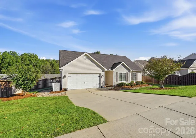 Photo 3 of Single family home for sale at 2008 Stepping Stone Ln, Monroe, NC 28110 | MLS# 4435267 | Listing updated on 2026-10-17