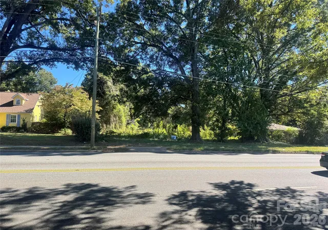 Photo 3 of Land for sale at 2439 Eastway Dr, Charlotte, NC 28205 | MLS# 4435288 | Listing updated on 2026-10-19