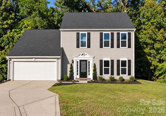 Photo 1 of Single family home for sale at 1319 Red Tallen Ct, Charlotte, NC 28214 | MLS# 4435298 | Listing updated on 2026-10-24