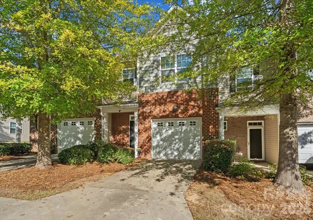 Photo 1 of Sale Pending at 3246 Yarmouth Ln, Gastonia, NC 28056 | MLS# 4435301 | Listing updated on 2026-10-24