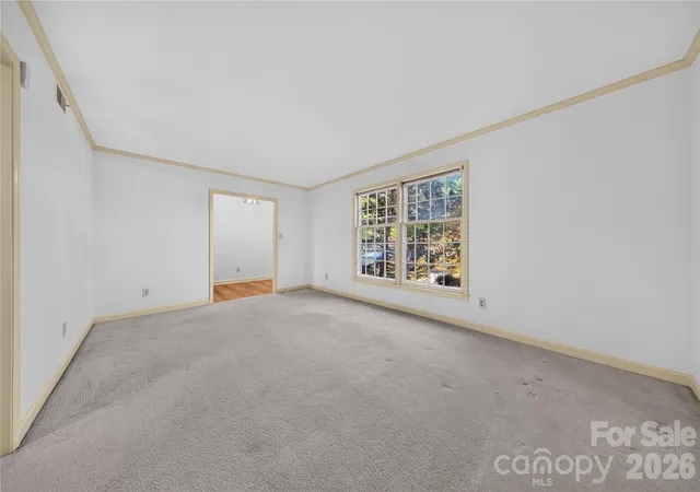 Photo 3 of Townhouse for sale at 6869 Dumbarton Dr, Charlotte, NC 28210 | MLS# 4435306 | Listing updated on 2026-10-27