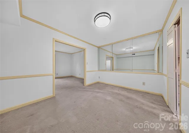 Photo 4 of Townhouse for sale at 6869 Dumbarton Dr, Charlotte, NC 28210 | MLS# 4435306 | Listing updated on 2026-10-27