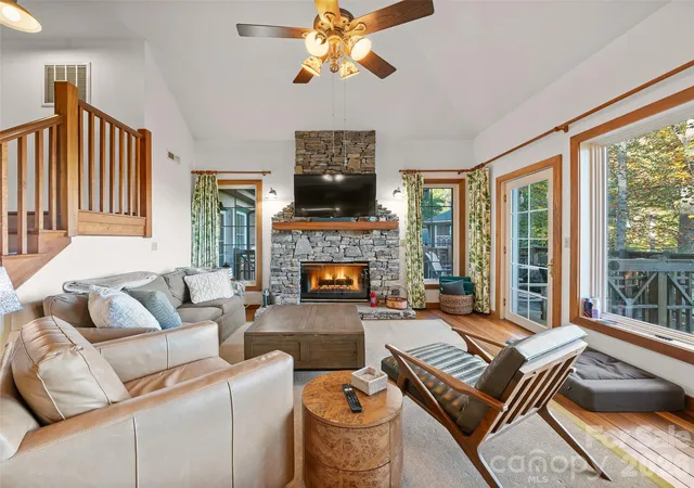 Photo 4 of Condo for sale at 250 Creekside Way #C301, Burnsville, NC 28714 | MLS# 4435321 | Listing updated on 2026-10-30