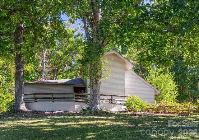 Photo 1 of Single family home for sale at 36934 Tercher Rd, New London, NC 28127 | MLS# 4435359 | Listing updated on 2026-10-19