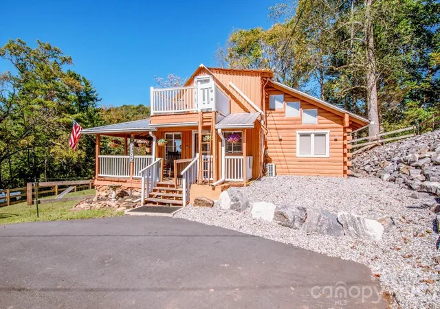 Photo 1 of Single family home for sale at 206 Mitchell Trl Rd, Statesville, NC 28625 | MLS# 4435361 | Listing updated on 2026-10-28