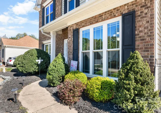 Photo 1 of Single family home for sale at 3839 Bent Crk Dr SW, Concord, NC 28027 | MLS# 4435374 | Listing updated on 2026-10-22