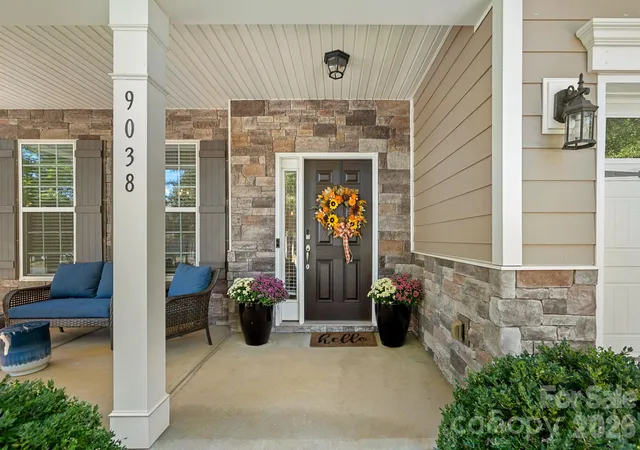 Photo 2 of Single family home for sale at 9038 Loch Glen Way, Charlotte, NC 28278 | MLS# 4435376 | Listing updated on 2026-10-30