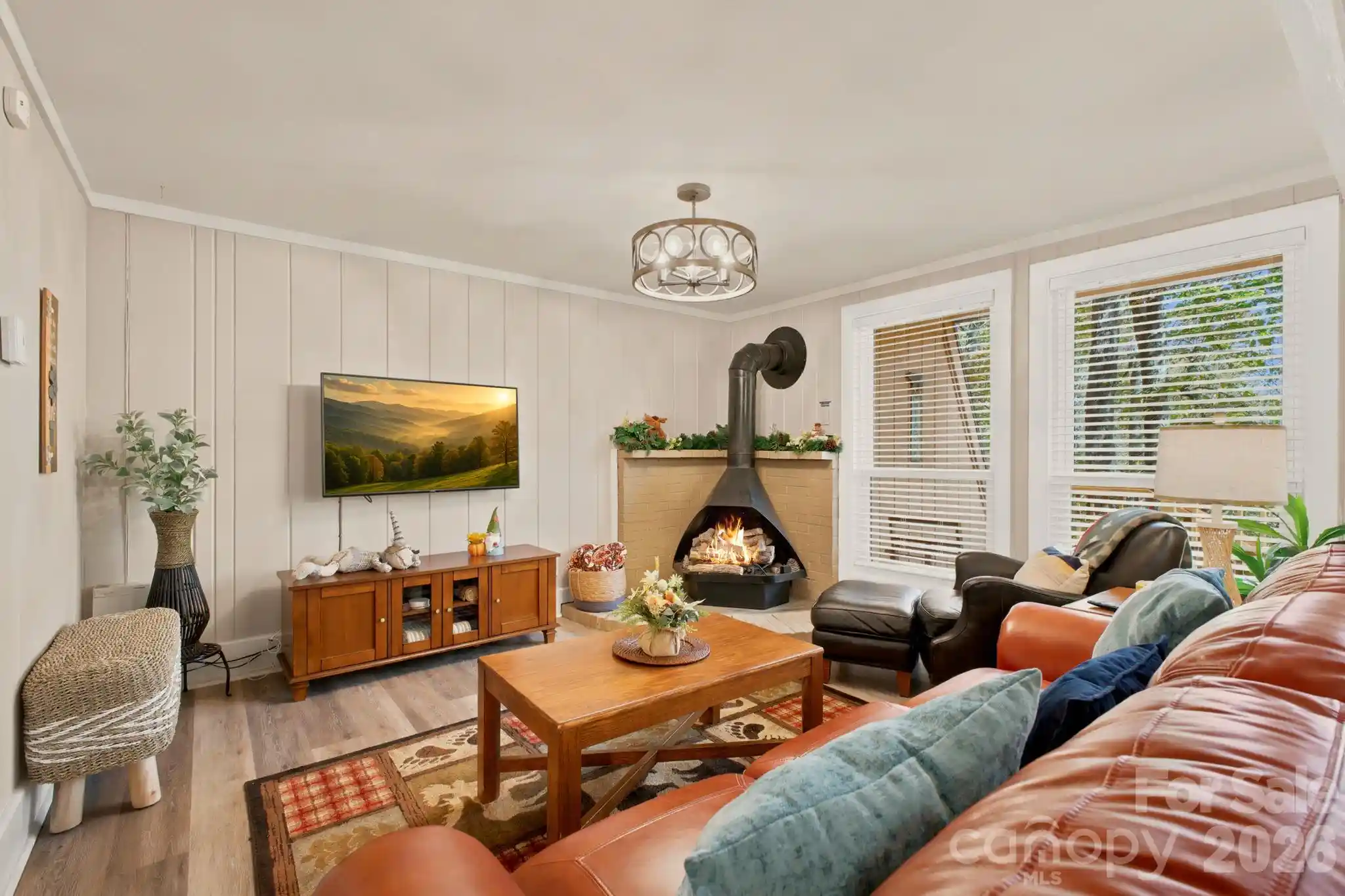 Listing Photo 2 - Condo for sale in 220 Charter Hls Rd located at 220 Charter Hls Rd, Beech Mountain, NC 28604 - Unit #A-3