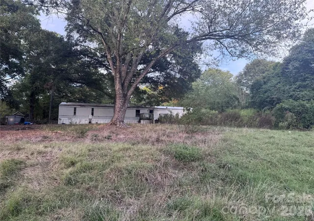 Land for sale at 2835 Lesslie Dale Rd, Rock Hill, SC 29730 | MLS# 4435400