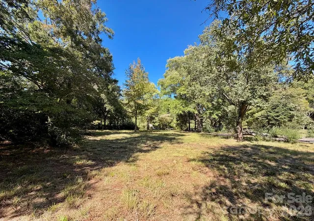 Photo 2 of Sale Pending at 1013 Neely Store Rd, Rock Hill, SC 29730 | MLS# 4435410 | Listing updated on 2026-10-25