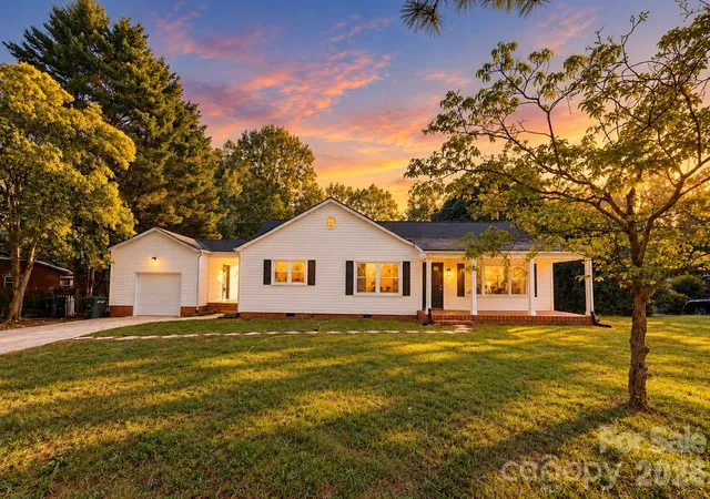 Photo 1 of Single family home for sale at 103 S Westover Dr, Monroe, NC 28112 | MLS# 4435412 | Listing updated on 2026-10-18