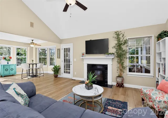 Photo 4 of Single family home for sale at 15703 Edenfield Dr, Huntersville, NC 28078 | MLS# 4435427 | Listing updated on 2026-10-17