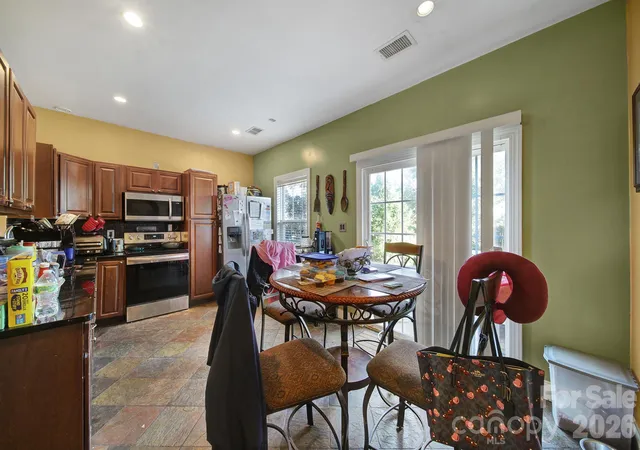 Photo 4 of Single family home for sale at 6029 Timbertop Ln, Charlotte, NC 28215 | MLS# 4435438 | Listing updated on 2026-10-22