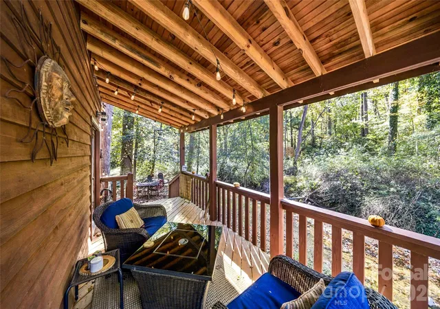 Photo 3 of Single family home for sale at 126 Garden Ct, Fletcher, NC 28732 | MLS# 4435444 | Listing updated on 2026-10-27