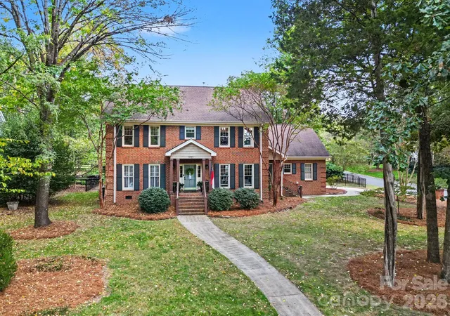 Photo 1 of Single family home for sale at 5515 Mccallum Ct, Charlotte, NC 28226 | MLS# 4435446 | Listing updated on 2026-10-24
