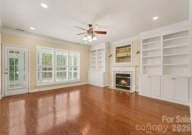 Photo 4 of Single family home for sale at 1016 Master Gunner Ct, Indian Trail, NC 28079 | MLS# 4435451 | Listing updated on 2026-10-20