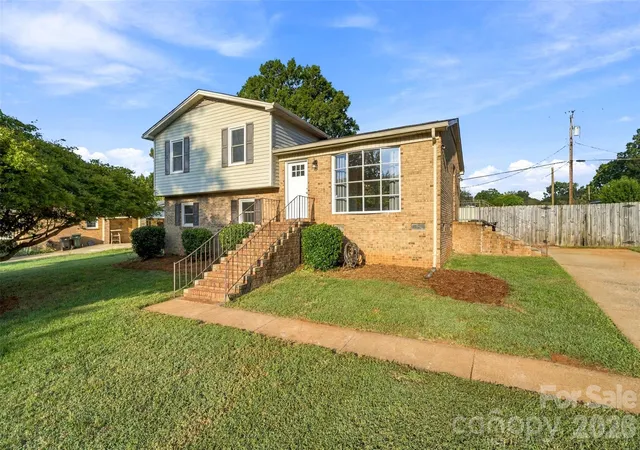 Photo 1 of Single family home for sale at 1766 Colony Rd, Rock Hill, SC 29730 | MLS# 4435453 | Listing updated on 2026-10-19