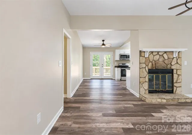 Photo 2 of Single family home for sale at 114 Lauren Ct, Gastonia, NC 28056 | MLS# 4435457 | Listing updated on 2026-10-29