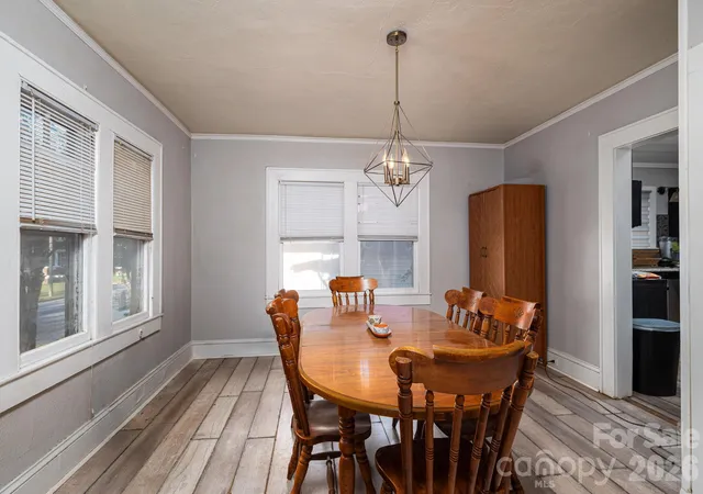 Photo 3 of Single family home for sale at 407 3rd Avenue SE, Hickory, NC 28602 | MLS# 4435465 | Listing updated on 2026-10-24