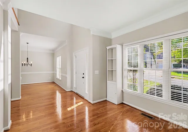 Photo 4 of Sale Pending at 17028 Hampton Tr Rd, Huntersville, NC 28078 | MLS# 4435476 | Listing updated on 2026-10-22