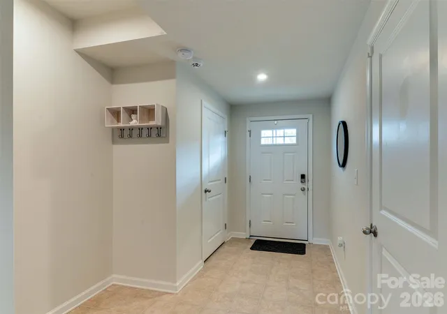 Photo 2 of Townhouse for sale at 6105 Cutwater Cir, Charlotte, NC 28269 | MLS# 4435488 | Listing updated on 2026-10-23
