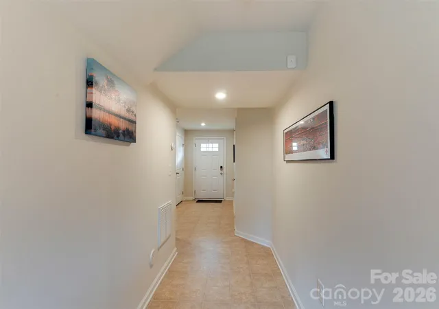 Photo 4 of Townhouse for sale at 6105 Cutwater Cir, Charlotte, NC 28269 | MLS# 4435488 | Listing updated on 2026-10-23