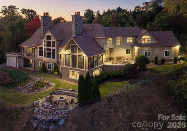 Photo 1 of Mansion for sale at 637 Altamont View, Asheville, NC 28804 | MLS# 4435537 | Listing updated on 2026-10-20