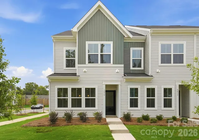 Photo 1 of Townhouse for sale at 4632 Lakeview Rd #6, Charlotte, NC 28216 | MLS# 4435569 | Listing updated on 2026-10-25