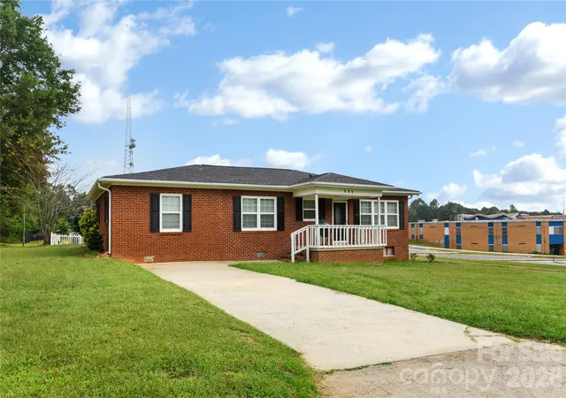 Photo 1 of Single family home for sale at 205 Ridge Ave, Cherryville, NC 28021 | MLS# 4435578 | Listing updated on 2026-10-29