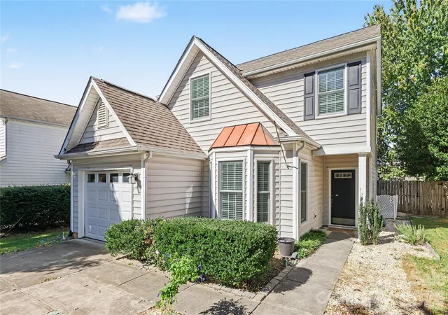 Photo 3 of Single family home for sale at 2314 Mirage Pl, Fort Mill, SC 29708 | MLS# 4435594 | Listing updated on 2026-10-26