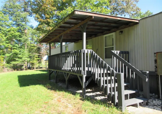 Photo 2 of Single family home for sale at 991 Horn Ml Rd, Union Mills, NC 28167 | MLS# 4435598 | Listing updated on 2026-10-17