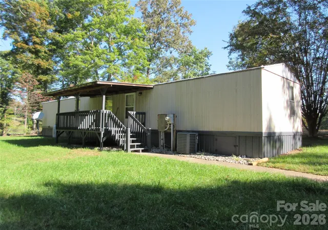 Photo 3 of Single family home for sale at 991 Horn Ml Rd, Union Mills, NC 28167 | MLS# 4435598 | Listing updated on 2026-10-17