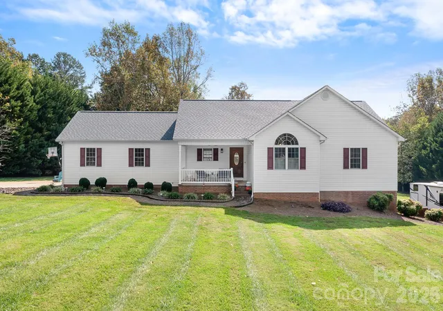 Photo 1 of Single family home for sale at 161 Cherry Blossom Ln, Stony Point, NC 28678 | MLS# 4435605 | Listing updated on 2026-10-18