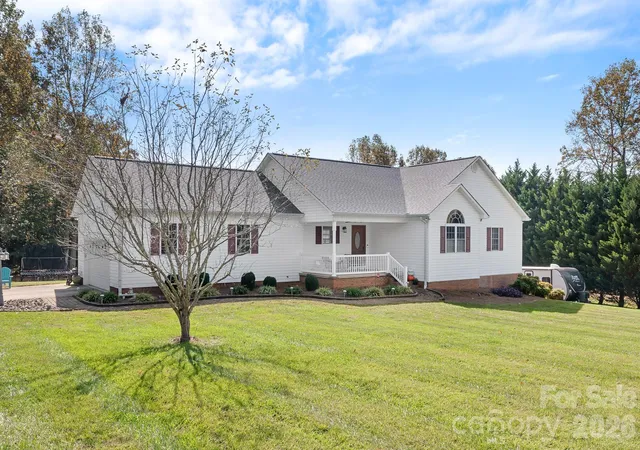Photo 3 of Single family home for sale at 161 Cherry Blossom Ln, Stony Point, NC 28678 | MLS# 4435605 | Listing updated on 2026-10-18