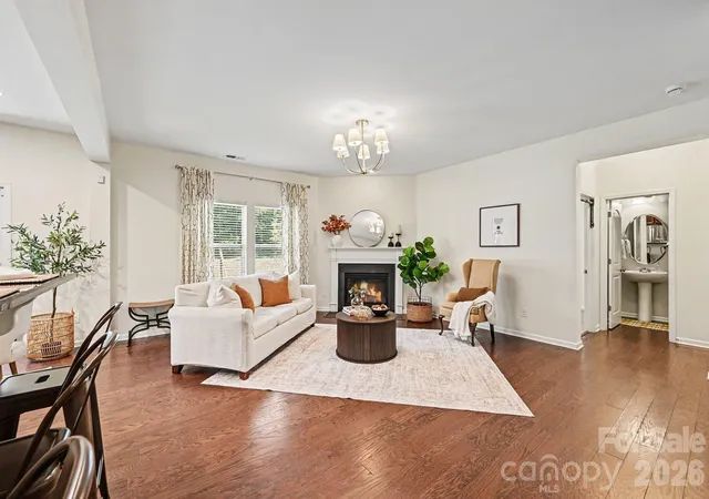 Photo 4 of Single family home for sale at 8116 Goodall Ct, Mint Hill, NC 28227 | MLS# 4435636 | Listing updated on 2026-10-30
