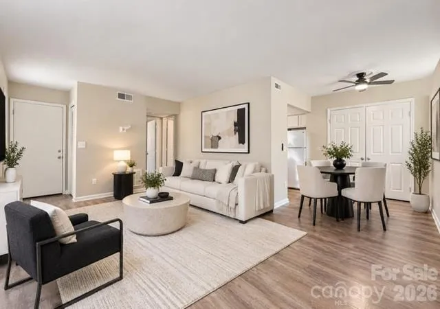 Photo 1 of Condo for sale at 3201 Heathstead Pl, Charlotte, NC 28210 | MLS# 4435654 | Listing updated on 2026-10-22