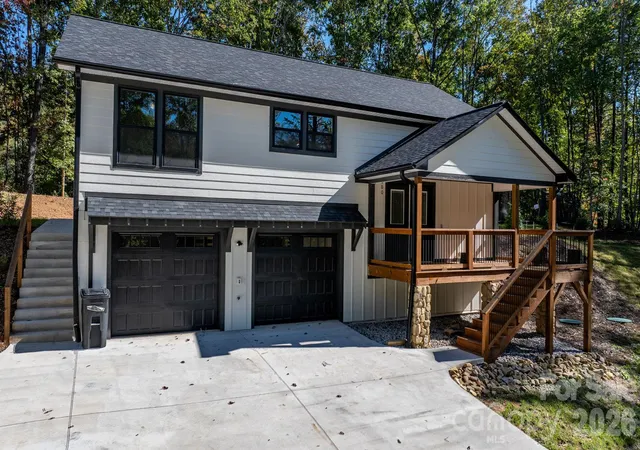 Photo 2 of Single family home for sale at 280 Hvn Ridge Ln, Marion, NC 28752 | MLS# 4435656 | Listing updated on 2026-10-20