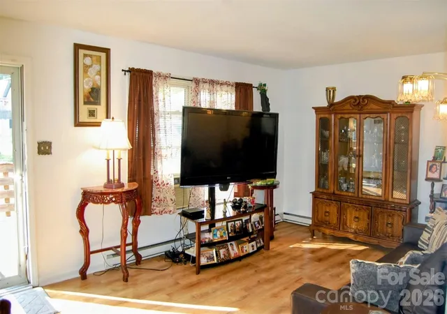 Photo 3 of Single family home for sale at 2920 Springdale Ave, Kannapolis, NC 28081 | MLS# 4435665 | Listing updated on 2026-10-20
