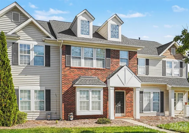Photo 3 of Townhouse for sale at 2053 Twilight Ln, Monroe, NC 28110 | MLS# 4435666 | Listing updated on 2026-10-29